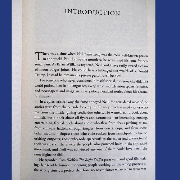 Book - Neil Armstrong: A Life of Flight, by Jay Barbree - Picture 6 of 15